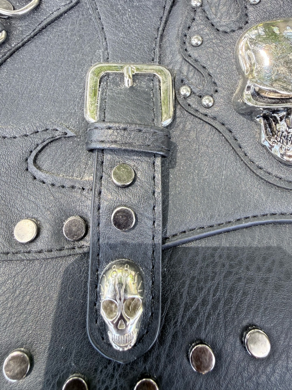 Black Skull Purse With Matching Wallet - Picture 8 of 15